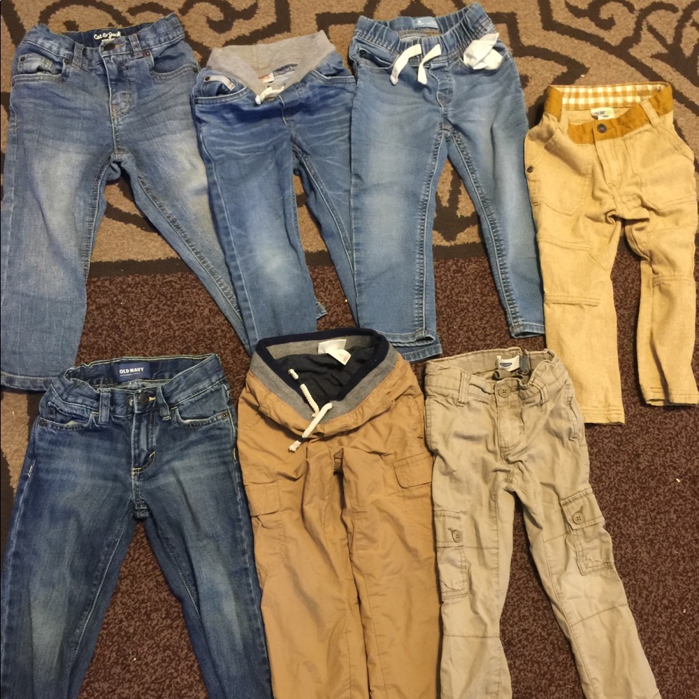 Excellent condition set of 7 jeans and pants
